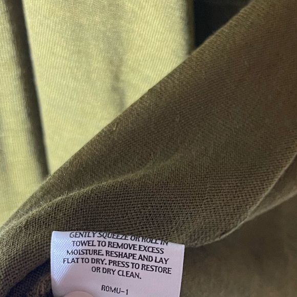 Eileen Fisher Open-Front Cardigan - Size Medium - Picture 7 of 7